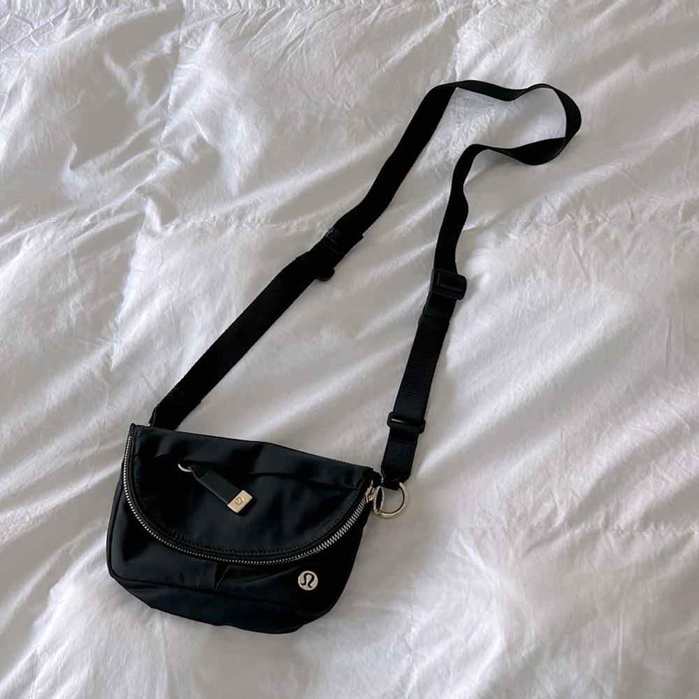 lululemon athletica All Night festival micro 2L Black Crossbody Bag